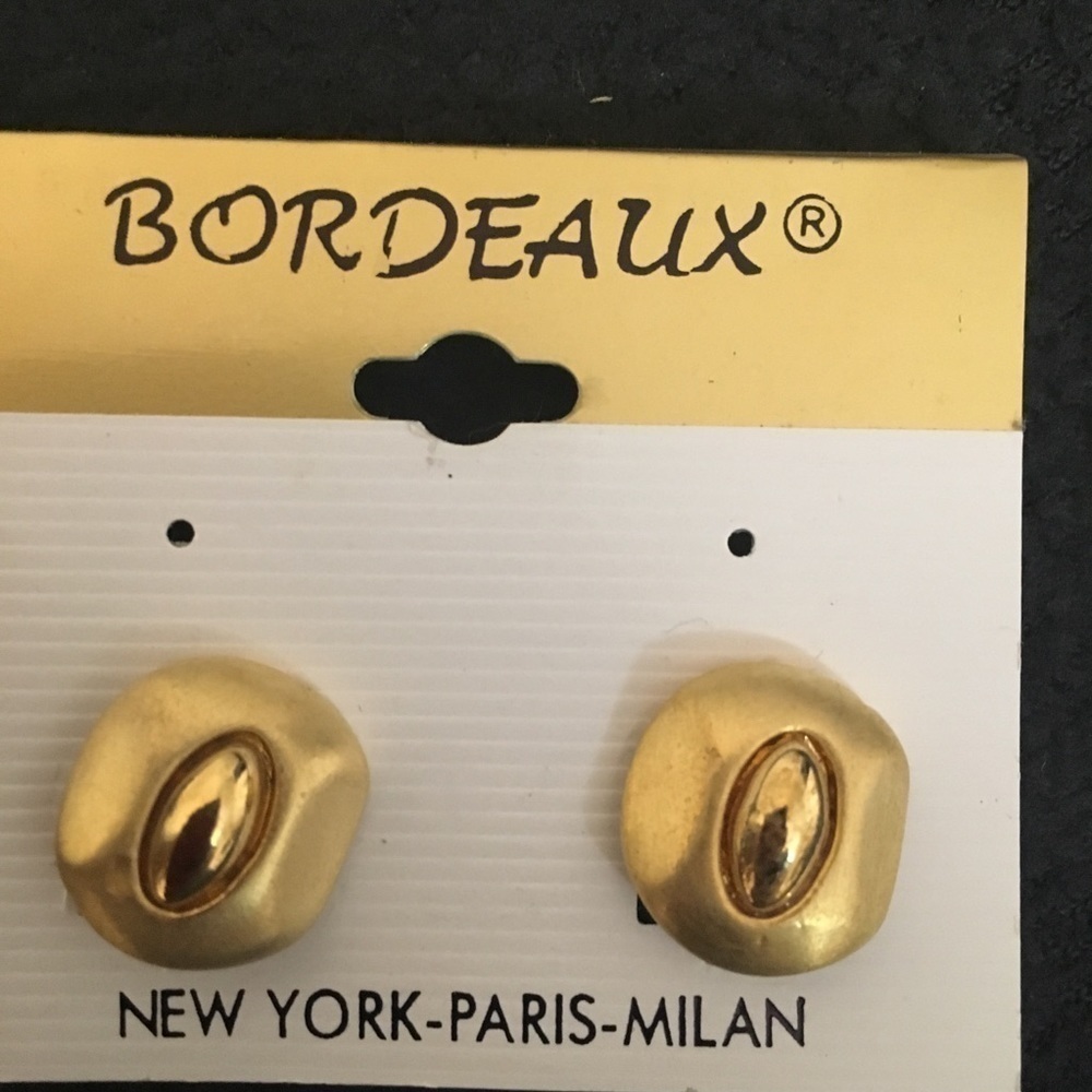 Bordeaux clip-on earrings